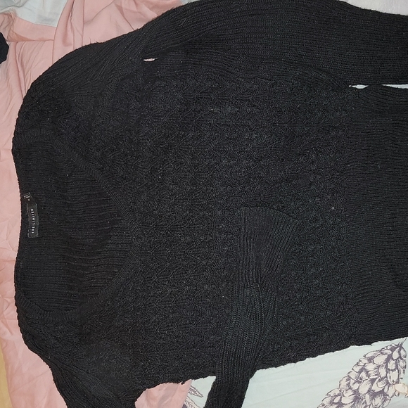 Knit sweater Limited - Picture 1 of 2